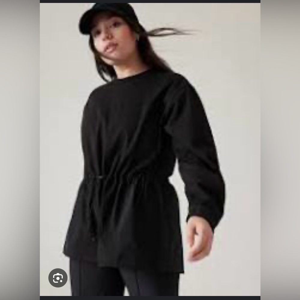 Athleta Triumph Hybrid Crew Neck Sweatshirt